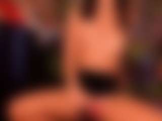 Avelynee's Live Sex Cam Show