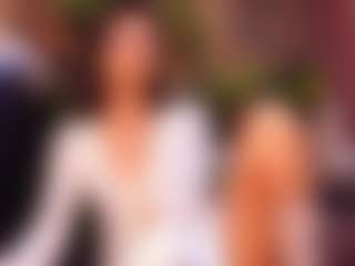 Avelynee's Live Sex Cam Show