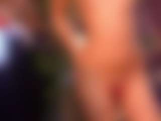 Avelynee's Live Sex Cam Show