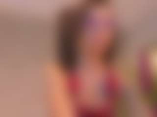 Avelynee's Live Sex Cam Show