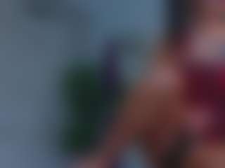 Avelynee's Live Sex Cam Show