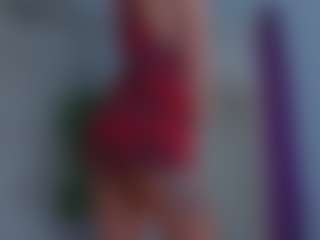 Avelynee's Live Sex Cam Show