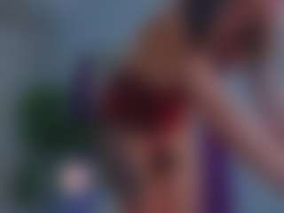 Avelynee's Live Sex Cam Show