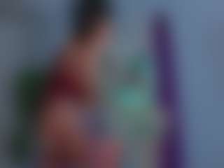 Avelynee's Live Sex Cam Show