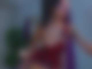 Avelynee's Live Sex Cam Show
