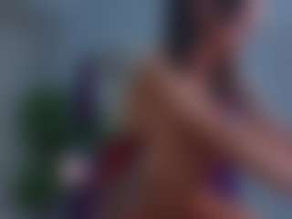 Avelynee's Live Sex Cam Show
