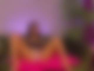 Avelynee's Live Sex Cam Show