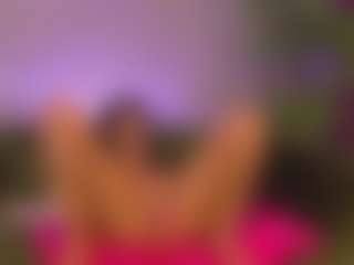 Avelynee's Live Sex Cam Show