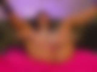 Avelynee's Live Sex Cam Show