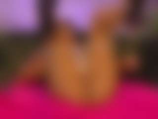 Avelynee's Live Sex Cam Show