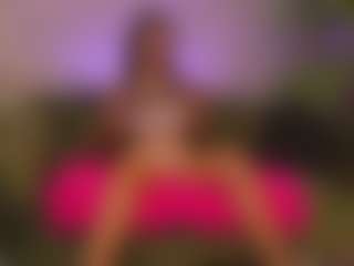 Avelynee's Live Sex Cam Show