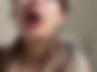 Lilian's Live Sex Cam Show