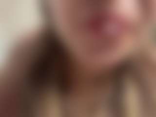 Lilian's Live Sex Cam Show