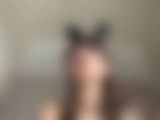 Lilian's Live Sex Cam Show