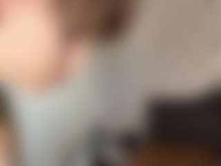 Lilian's Live Sex Cam Show