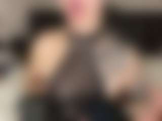 Lilian's Live Sex Cam Show