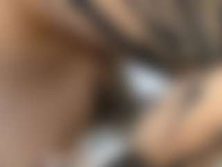 Lilian's Live Sex Cam Show