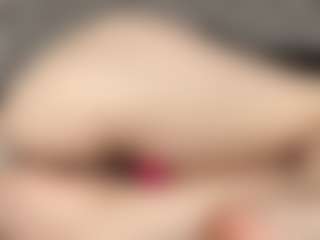 Lilian's Live Sex Cam Show