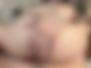 Lilian's Live Sex Cam Show