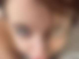Lilian's Live Sex Cam Show