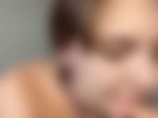 Lilian's Live Sex Cam Show