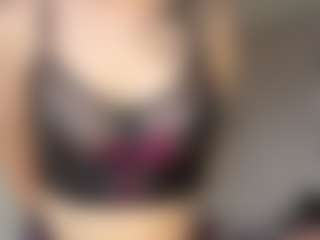Lilian's Live Sex Cam Show