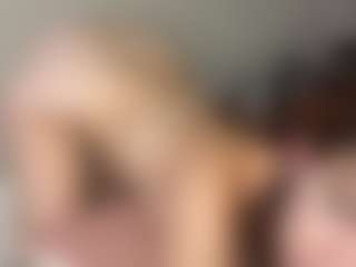Lilian's Live Sex Cam Show