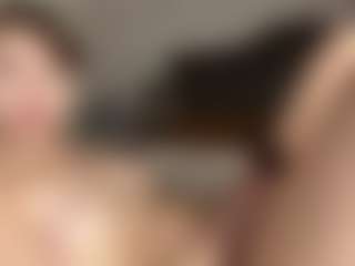 Lilian's Live Sex Cam Show
