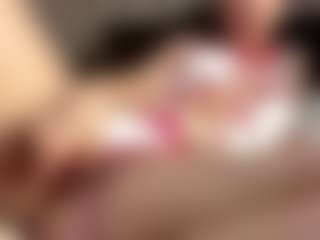 Lilian's Live Sex Cam Show