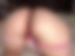 Lilian's Live Sex Cam Show