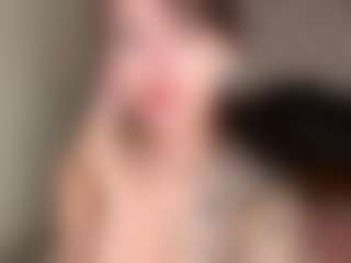Lilian's Live Sex Cam Show