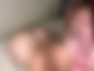 Lilian's Live Sex Cam Show