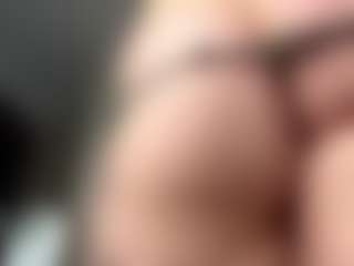 Lilian's Live Sex Cam Show