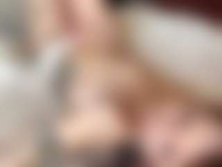 Lilian's Live Sex Cam Show