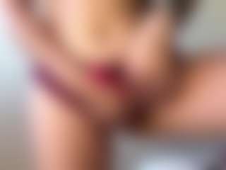Lilian's Live Sex Cam Show