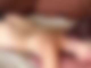 Lilian's Live Sex Cam Show