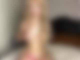 Lilian's Live Sex Cam Show