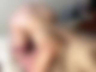 Lilian's Live Sex Cam Show