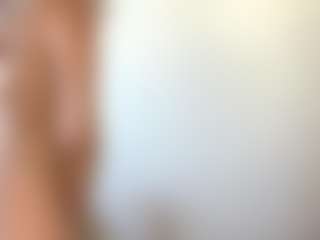 Live cam show with Lilian - Upskirt on Hubzter Live