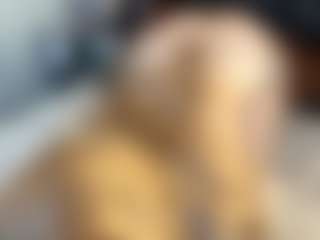 Lilian's Live Sex Cam Show
