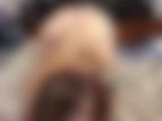 Live cam show with Lilian - Upskirt on TeamSkeetLive