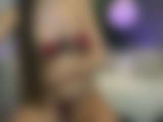 Live cam show with broklynne - Skinny Teen (18+) on Hubzter Live