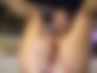 Live cam show with broklynne - Striptease on dasdasdadada.com
