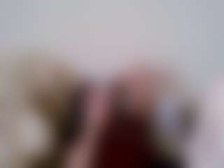 Live-Cam-Show mit CatarinaKoralewski - Striptease auf Camsoda