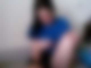 Live cam show with CatarinaKoralewski - New Bedroom on TeamSkeetLive