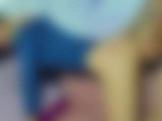 ChloeOhiggins's Live Sex Cam Show