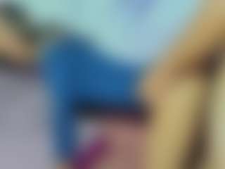 ChloeOhiggins's Live Sex Cam Show