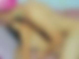 ChloeOhiggins's Live Sex Cam Show