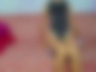ChloeOhiggins's Live Sex Cam Show