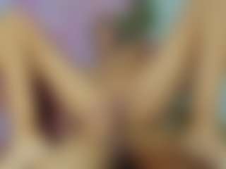 ChloeOhiggins's Live Sex Cam Show